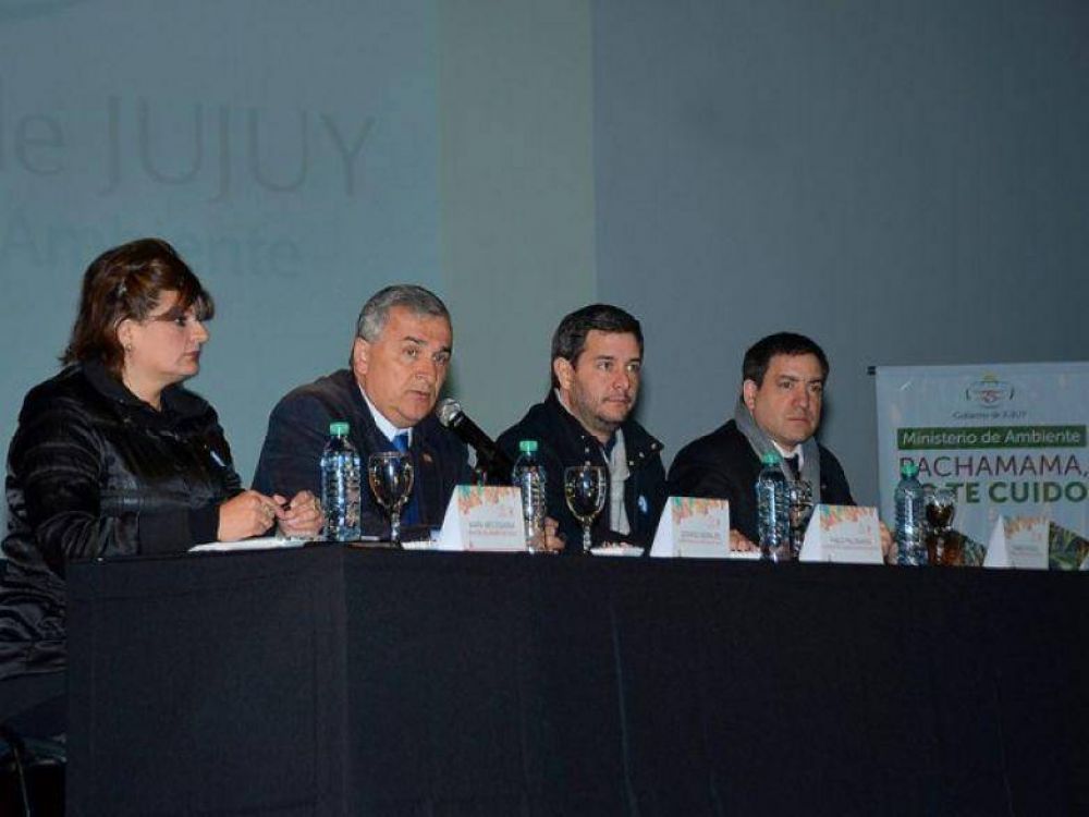 LA PROVINCIA TRABAJA EN LA PROBLEM�TICA AMBIENTAL DE LA BASURA	