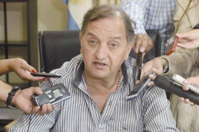 Linares: �Cada Municipio tiene que tener respaldo econ�mico para resolver los conflictos de su ciudad�