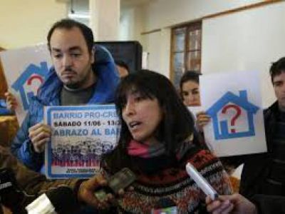 Vecinos del Procrear II siguen sin respuestas y convocan a reclamar