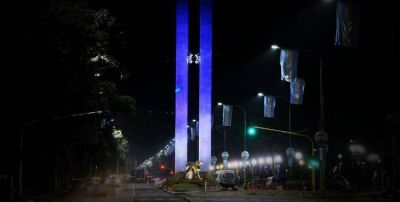 En un acto multitudinario, qued� inaugurado el Monumento al Bicentenario