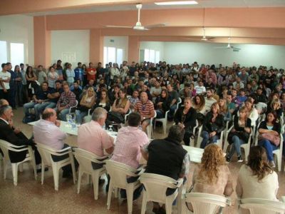 Municipales cobrar�n el aguinaldo el 20 y van el lunes al paro