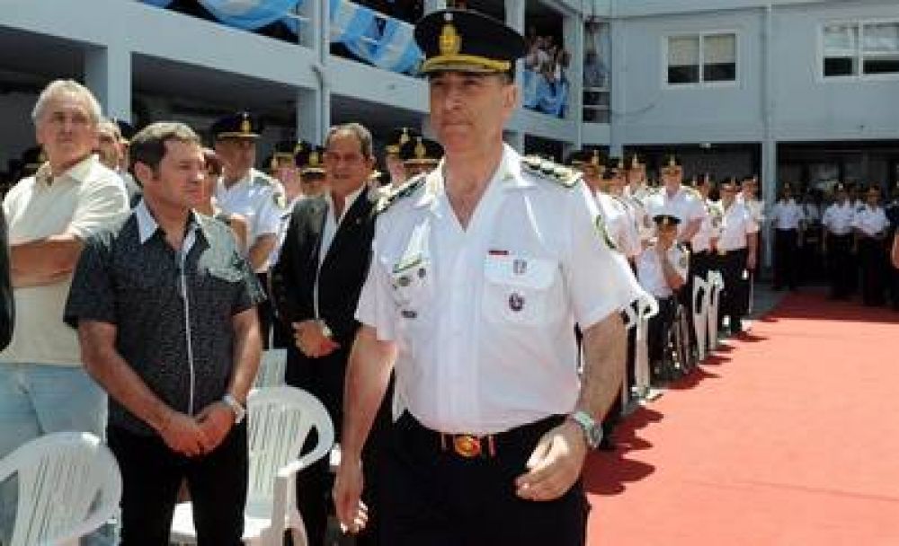 Piden informes por las denuncias contra el jefe de la Polic�a Bonaerense