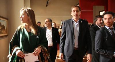 Fuerte debate interno en el Gobierno ante el pedido de Vidal del Fondo del Conurbano