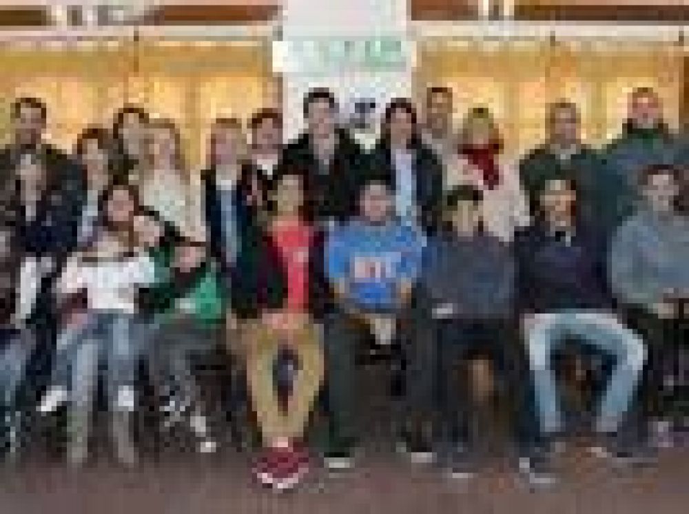 AEFIP entreg subsidios a deportistas de Mar del Plata y la zona