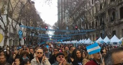 Primeras im�genes del festejo porte�o por los 200 a�os de la Declaraci�n de Independencia