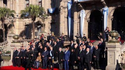 Desde Tucum�n, el gobernador Urtubey llam� a 