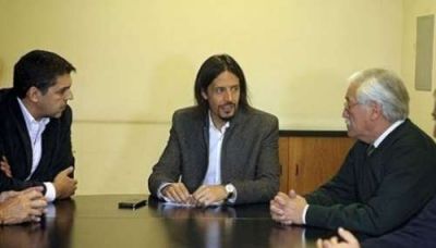 Parodi reconoci� que los tarifazos complican las negociaciones paritarias