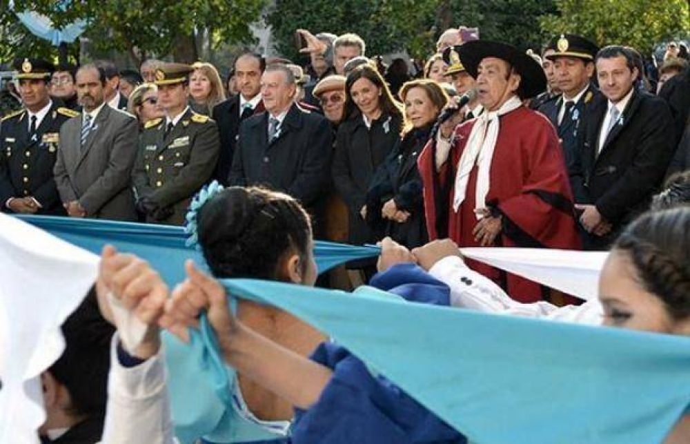 El pueblo de Salta celebr� el Bicentenario de la Independencia