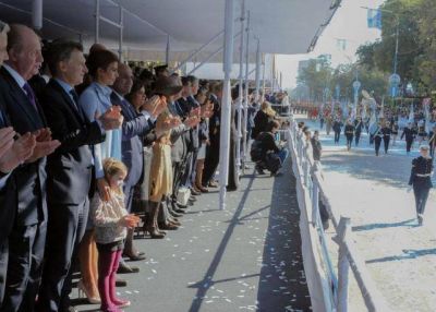 �El desfile militar vino a recuperar la noci�n de patria�