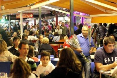Turismo: Intenso movimiento pero con poco gasto