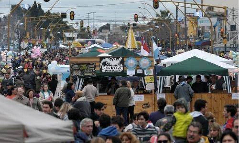 Los santafesinos llenaron de color el festejo del Bicentenario