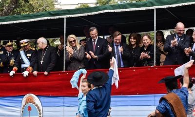 Varisco y Bahl encabezaron los actos por el Bicentenario en Paran�