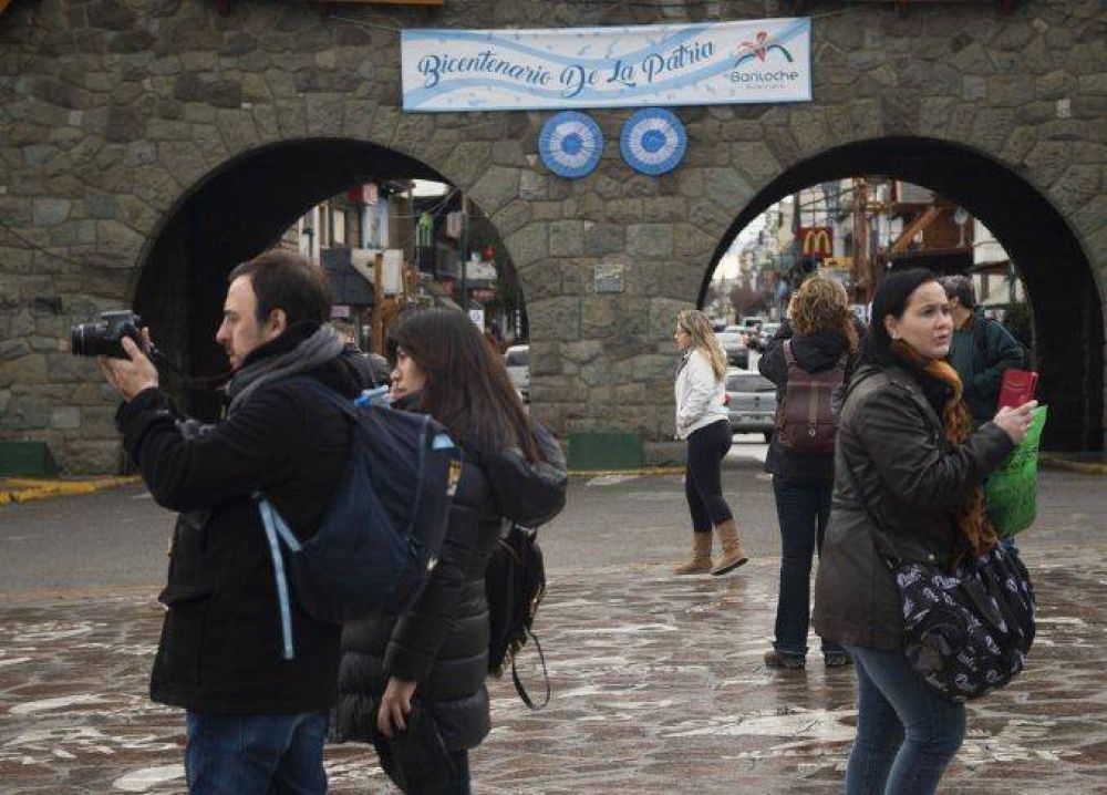 Efecto crisis: hubo gran movimiento de turistas pero muy pocas ventas 
