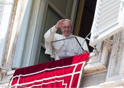 �ngelus del Papa: no catalogar a los dem�s para decidir qui�n es mi pr�jimo