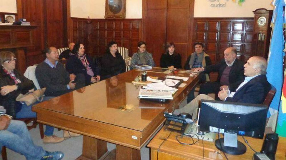 El intendente se reuni� con los Foros de Seguridad