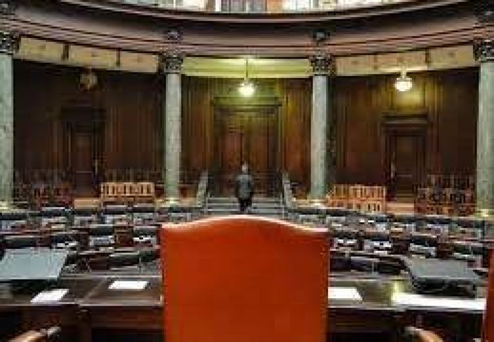 Legislatura: la oposici�n se une contra el tarifazo