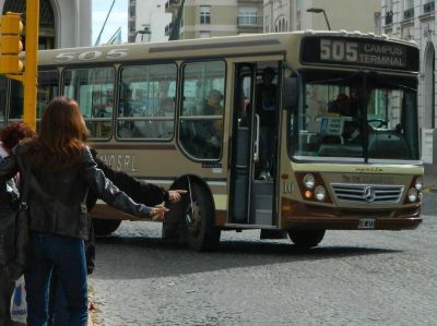 La C�mara de Transporte present� al Ejecutivo una propuesta para los pasajeros no frecuentes