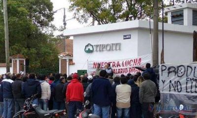 Tipoit�: levantaron el paro y marchar�n ma�ana a Trabajo