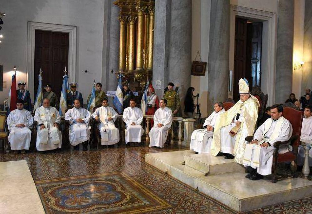 Mons. Puiggari: �Dios bendiga a Argentina para que mire el futuro con esperanza�