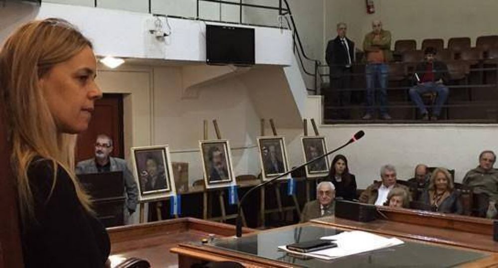 Presentaron la muestra sobre los congresales de Tucum�n