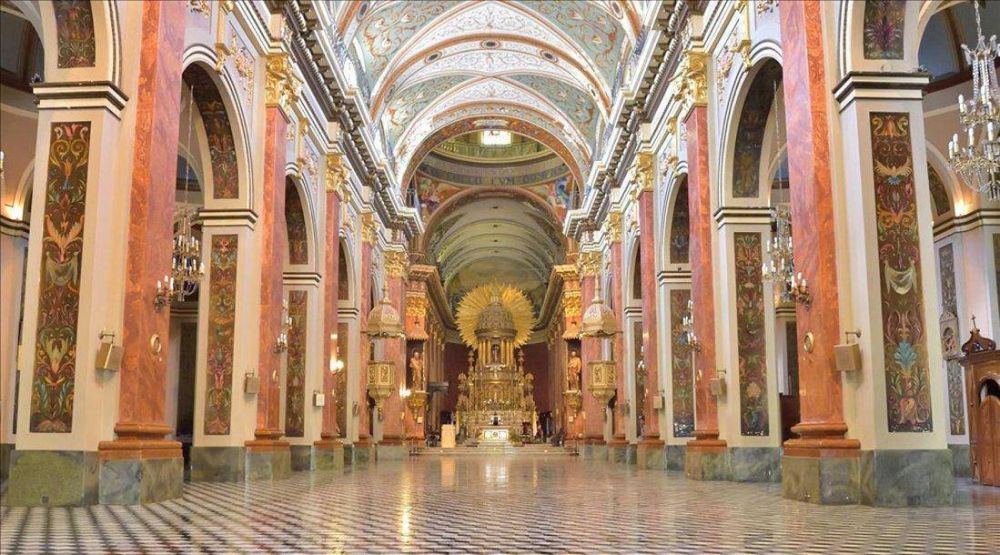 La Catedral, una joya arquitect�nica y un sitio para la reflexi�n religiosa