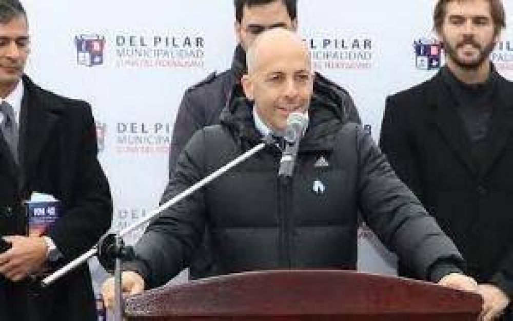 Ducot� pidi� que se mantengan los aumentos de tarifas