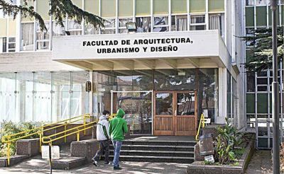 Estudiar en la universidad p�blica local requiere entre $1.468 y $845 mensuales