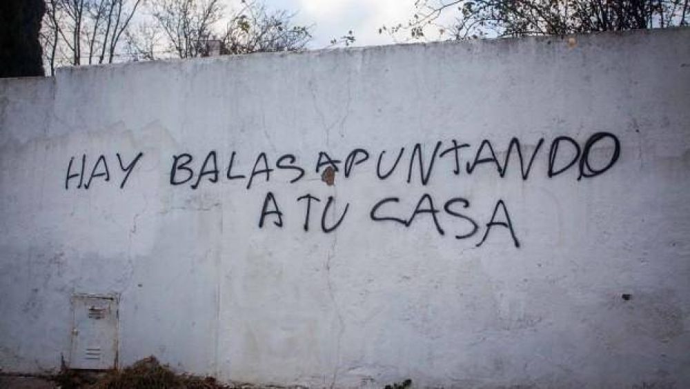 Investigan presunta relaci�n entre las pintadas contra Arroyo y Baragiola