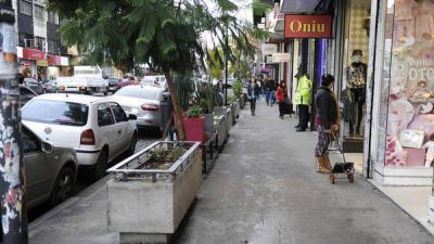 Venta ilegal: hay menos manteros, pero m�s saladitas