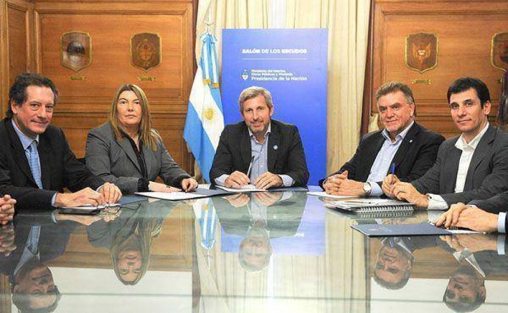 Bertone acord� con Naci�n un fideicomiso para construir viviendas
