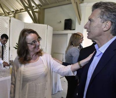 �Macri abre el di�logo con Alicia Kirchner?