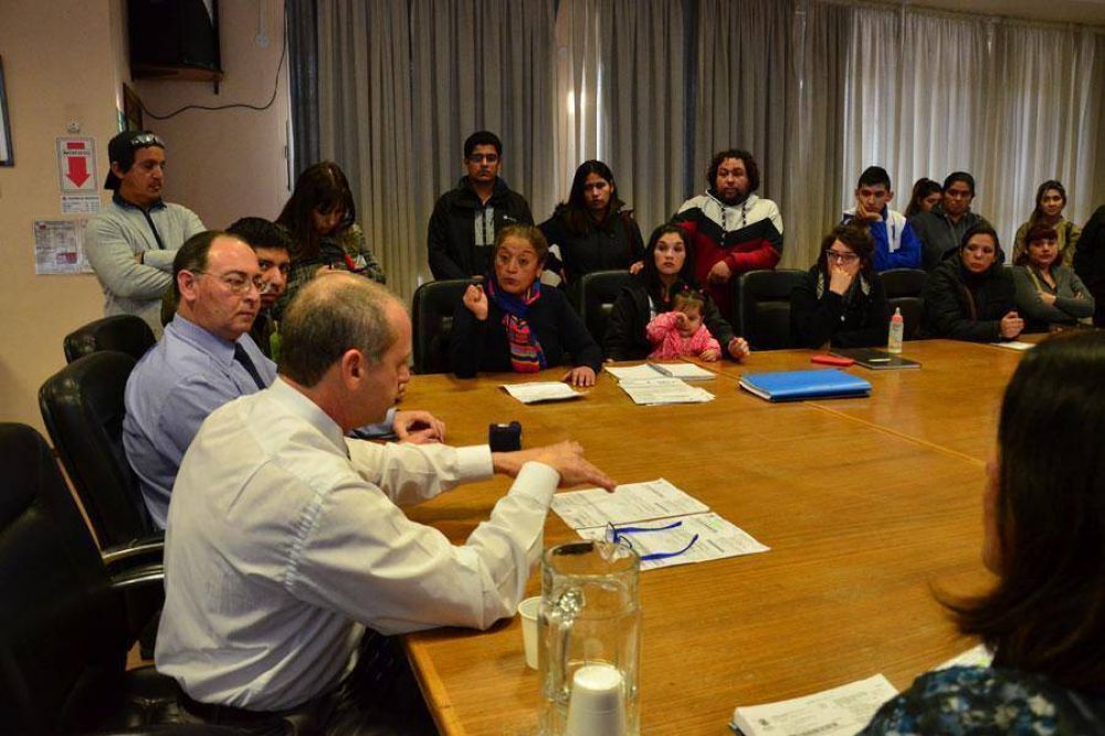 Vecinalistas se reunieron con directivos de la cooperativa para discutir sobre los aumentos tarifarios