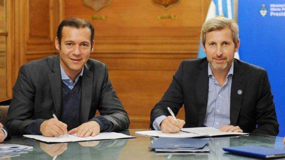 Guti�rrez trajo plata para remodelar tres hospitales
