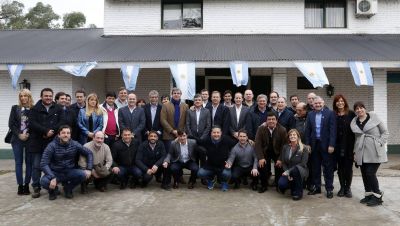 Encuentro de intendentes y legisladores Peronistas
