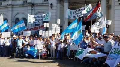 La Rural pace�a le cerr� las puertas de su exposici�n a Bordet y sus funcionarios