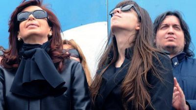 Florencia Kirchner, socia y empleada de una firma sospechada