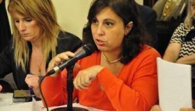 Oliveto: �Carri� decide en marzo en qu� distrito se presenta�