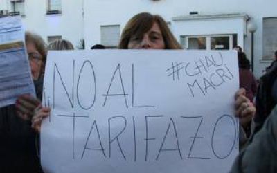 Pilar se suma a la marcha para decirle #NoAlTarifazo