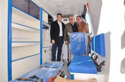 Ullum recibi� la ambulancia prometida por la provincia