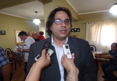 �Renunci� porque ten�a diferencias con el subsecretario de Salud P�blica�