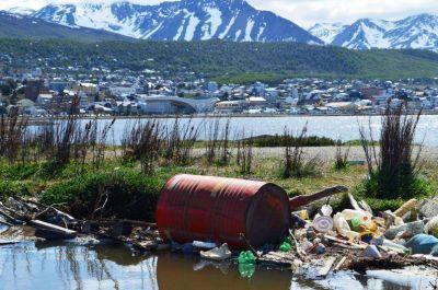 Se adjudic� la obra y se inicia el saneamiento de la Bah�a de Ushuaia