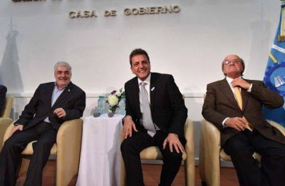 Massa: le est�n robando a quienes viven en la Patagonia