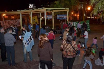 Colombi defendi� la idea de buscar una salida para el aumento tarifario