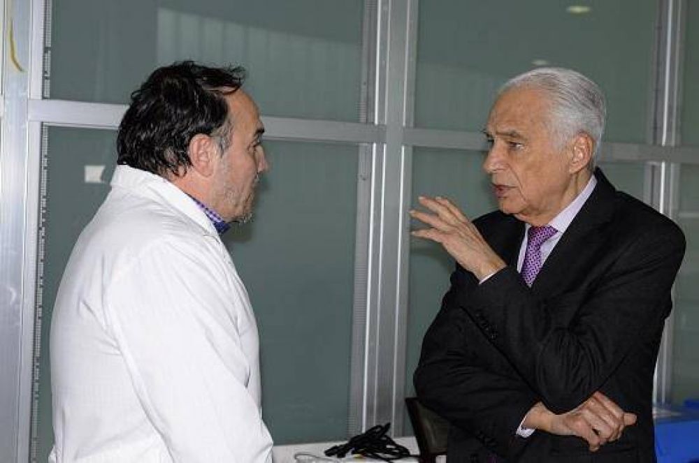 Cormillot desmiente versiones sobre un virus en el Hospital de Trauma