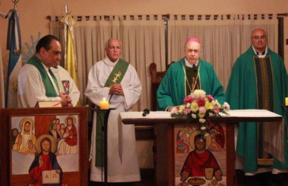 La comunidad del hogarcito Don Orione despidi� con emoci�n al padre Jorge Farf�n