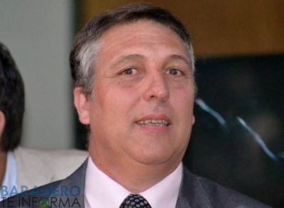 Olmos: �Es demasiado lo que estaba mal en el municipio, pero vamos a ir saliendo de a poco�