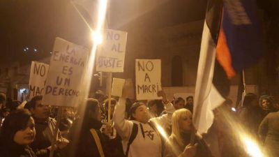 La Rioja tuvo su marcha contra el tarifazo en los servicios