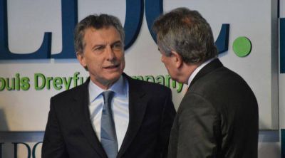 Gay consider� que en el tarifazo de gas y luz hubo una 