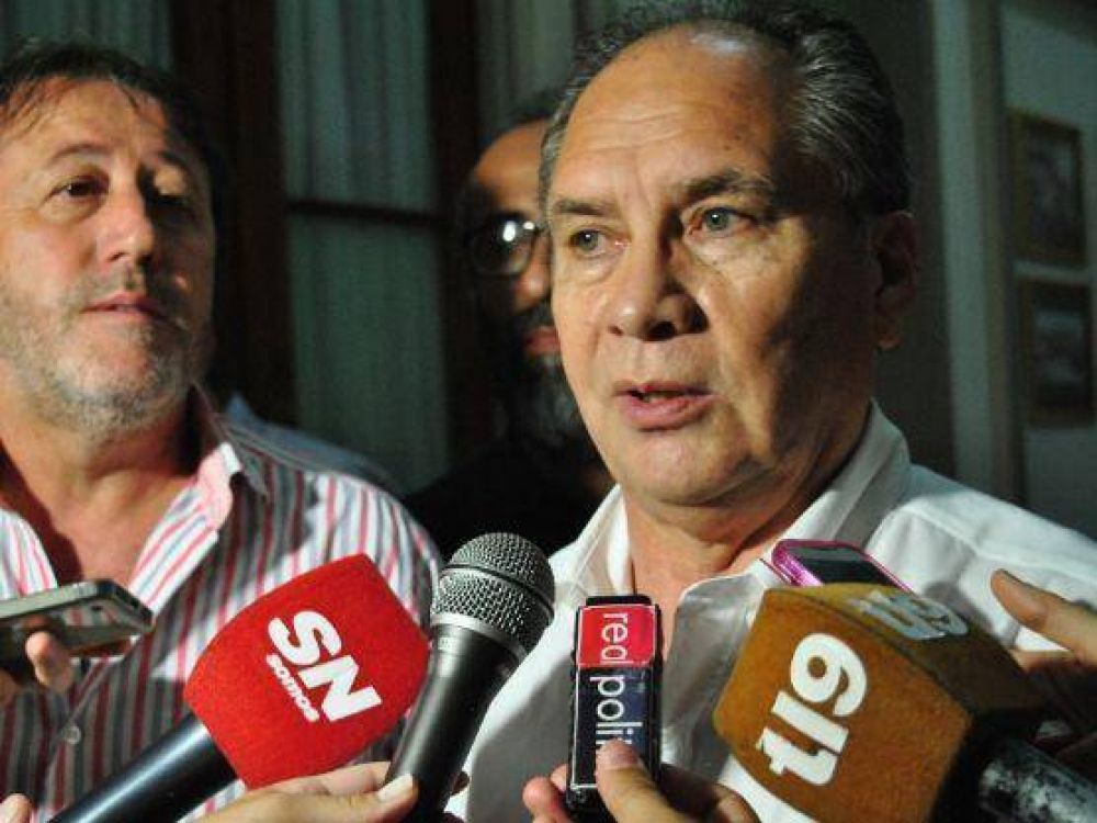 Descalzo: �Somos el PJ y estar juntos es estar dentro del justicialismo m�s all� de las diferencias�