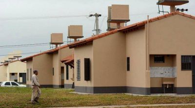 Prometen entregar las 81 viviendas en agosto
